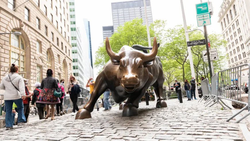 Wall Street’s Quiet Surge: Why Tom Lee Sees U.S. Stocks Stronger Than Ever