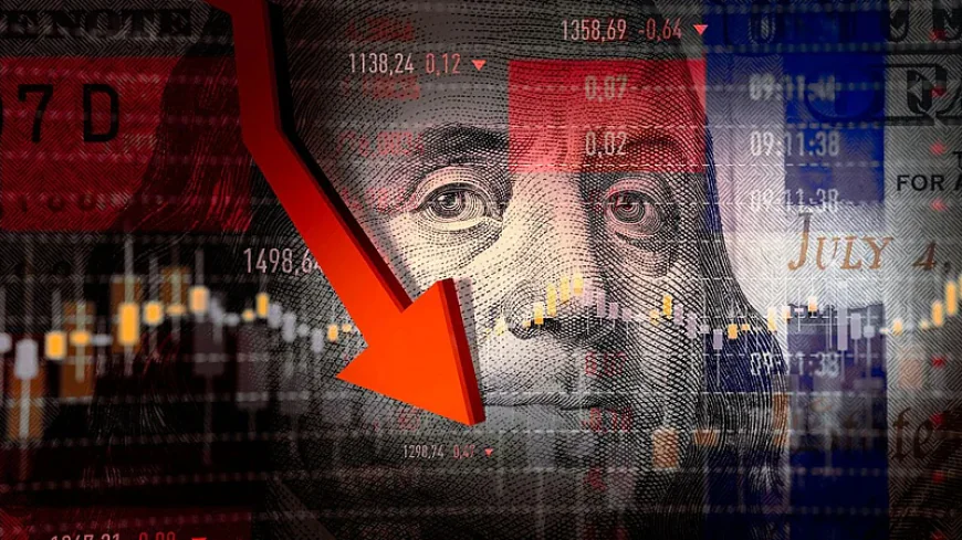 Stock Crash Opens Door: Is Bitcoin Your Next Big Bet?