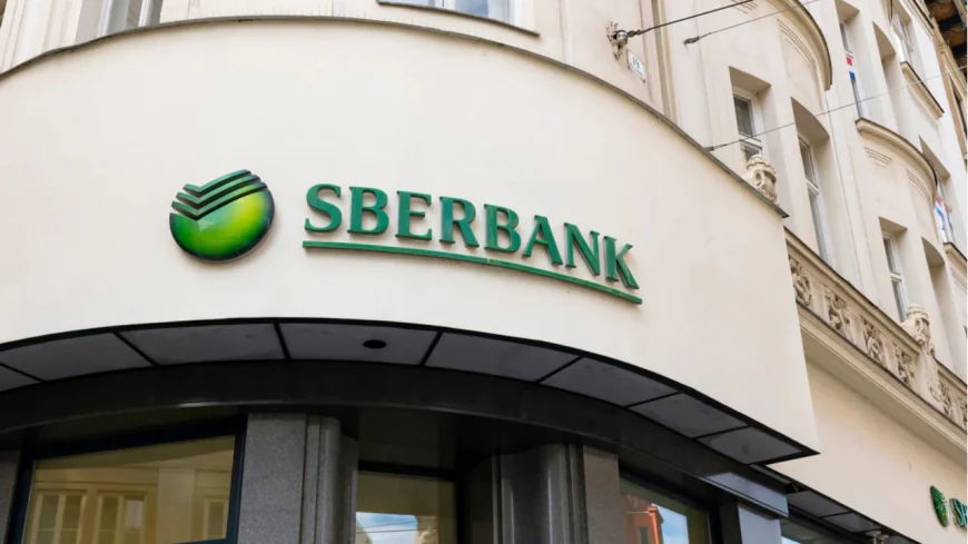 Russia’s Top Bank Quietly Bets on Bitcoin with New Structured Bonds